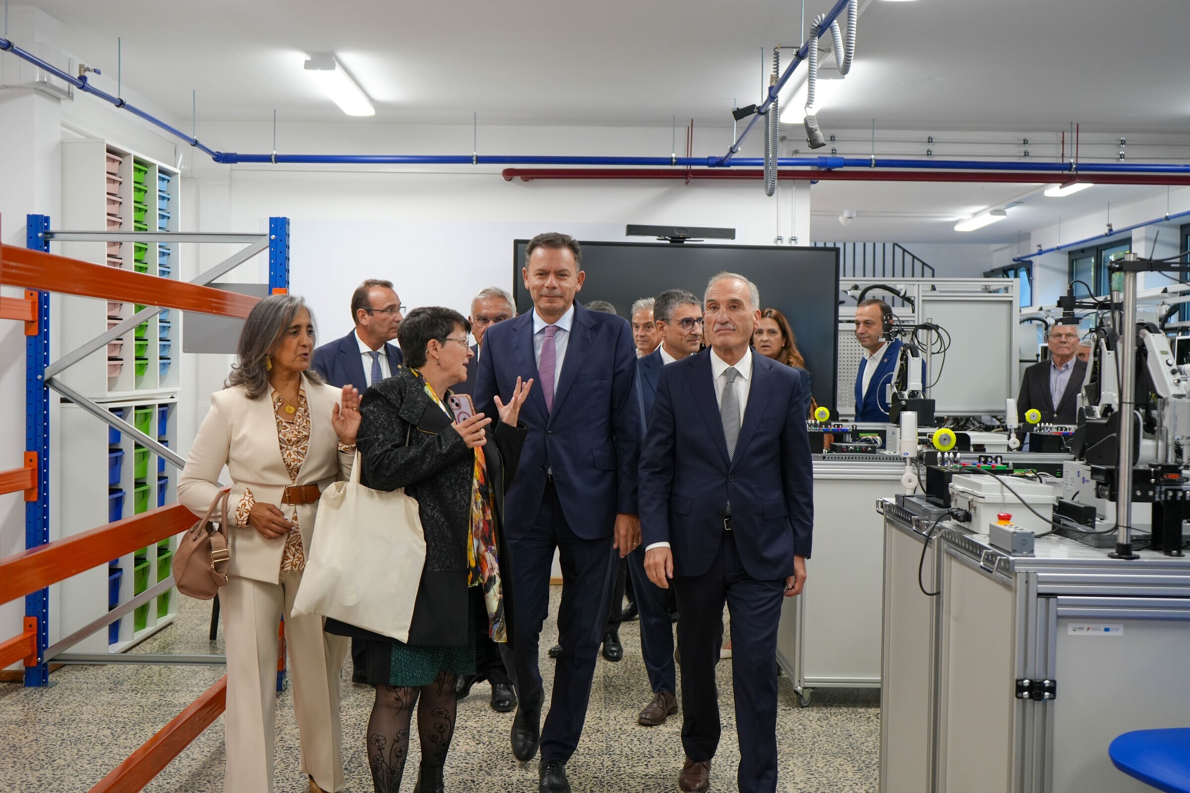 Primeiro-Ministro inaugurou obras no concelho de S&aacute;t&atilde;o