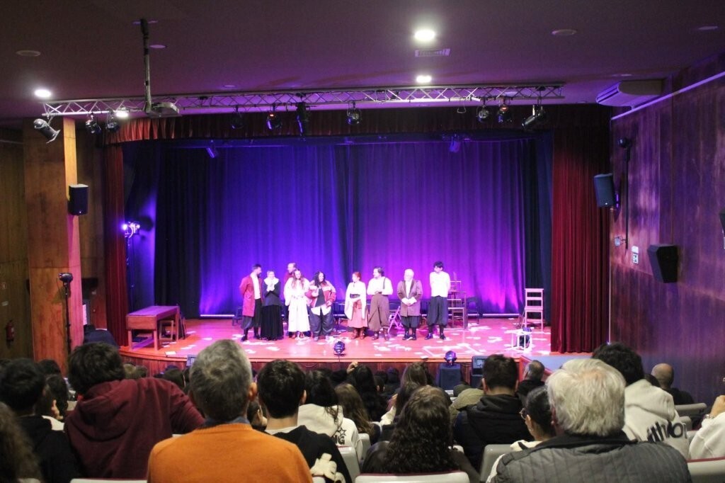 Teatro Perdi&ccedil;&atilde;o 2